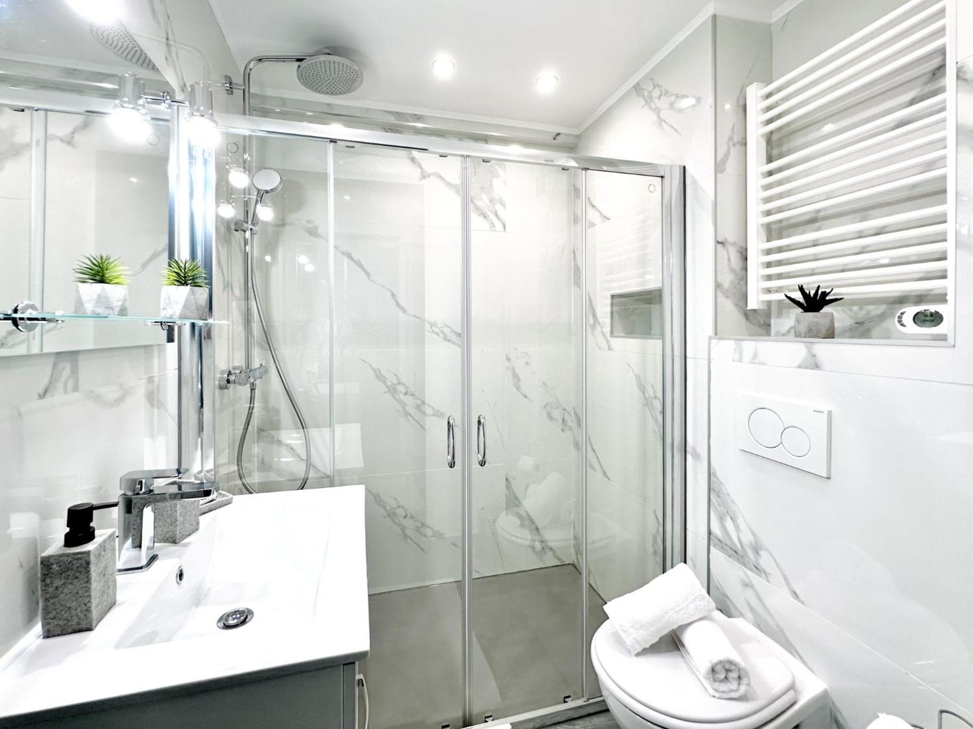 Apartment Le Royal Carnot - - Centre Terrasse Cannes